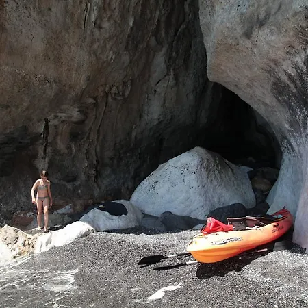 Πανσιόν Paralia Αγία Ρουμέλη